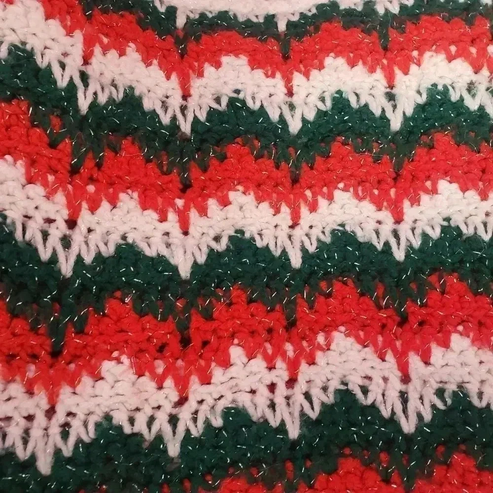 Vintage Zig Zag Red, White and Green Metallic Throw w/Fringe